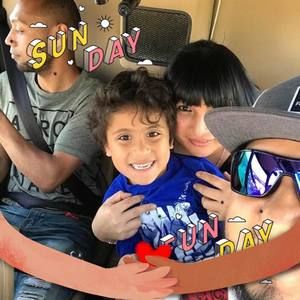 Meet your Posher, Julioymonce